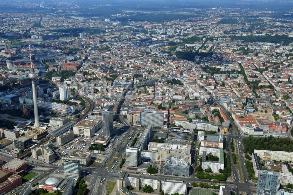 Luftaufnahme Berlin Mitte - Stadtansicht Innenstadtbereich im Zentrum Ost in Berlin Mitte