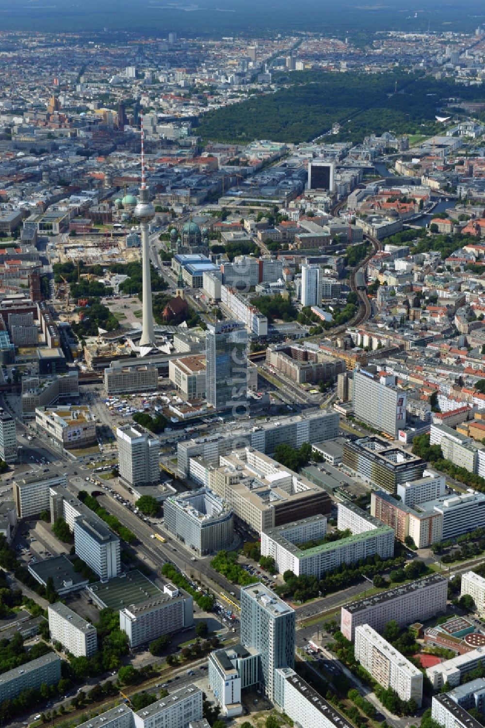 Luftbild Berlin Mitte - Stadtansicht Innenstadtbereich im Zentrum Ost in Berlin Mitte