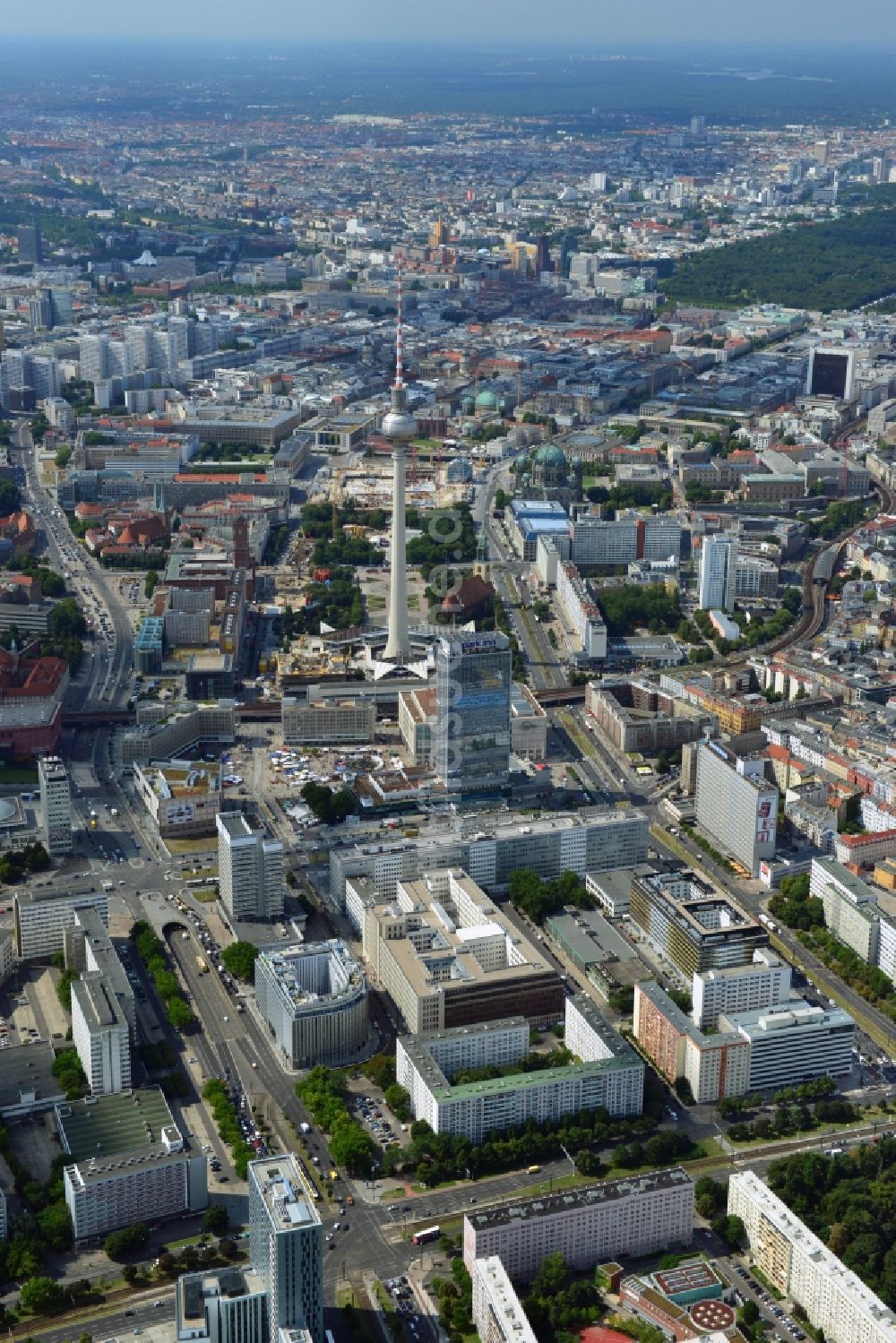 Luftaufnahme Berlin Mitte - Stadtansicht Innenstadtbereich im Zentrum Ost in Berlin Mitte