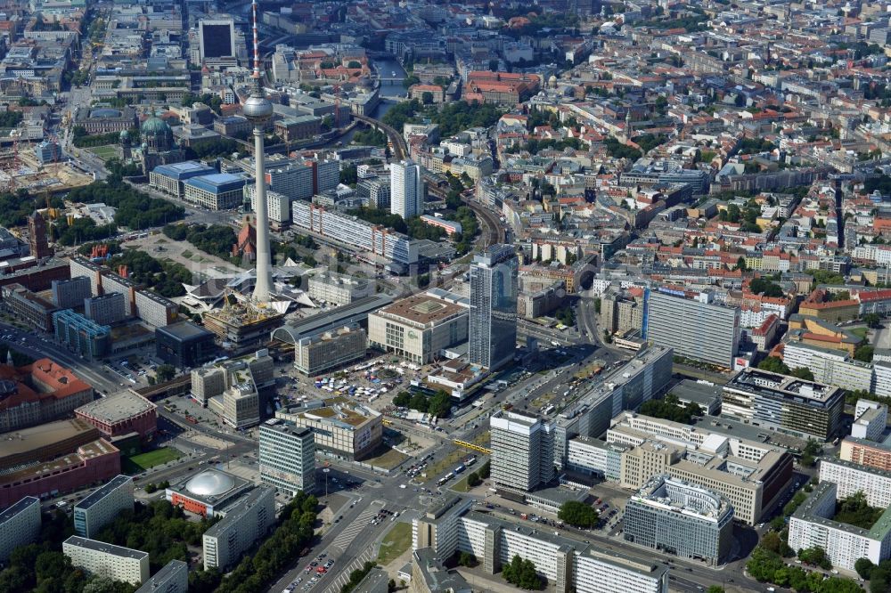 Berlin Mitte von oben - Stadtansicht Innenstadtbereich im Zentrum Ost in Berlin Mitte