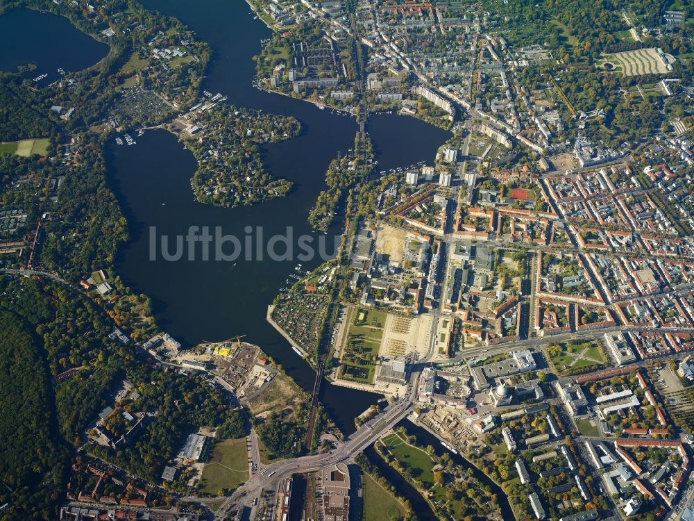 Potsdam von oben - Stadtansicht vom Innenstadtbereich zwischen Havel, Hauptbahnhof Templiner Vorstadt in Potsdam im Bundesland Brandenburg