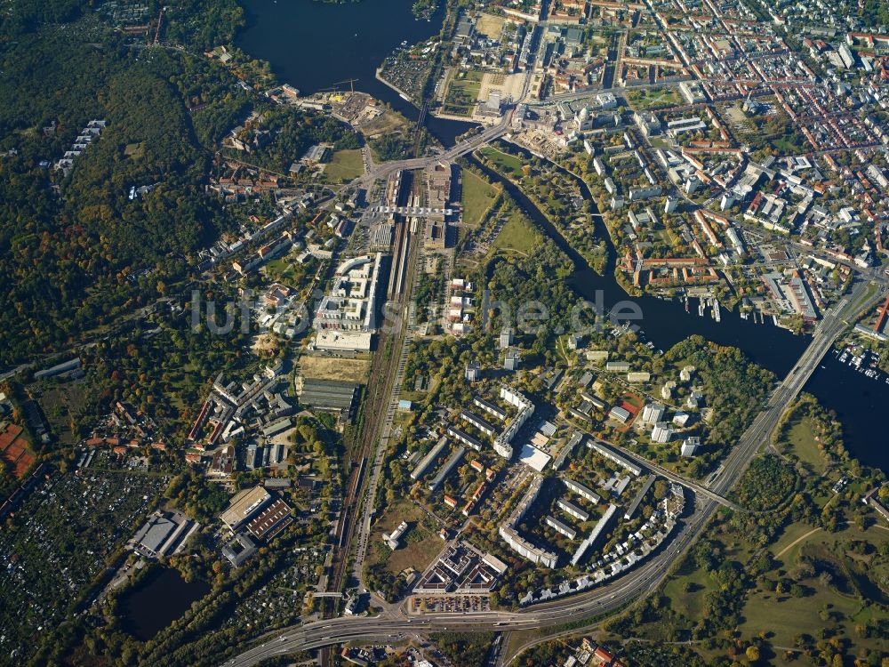 Luftbild Potsdam - Stadtansicht vom Innenstadtbereich zwischen Havel, Hauptbahnhof Templiner Vorstadt in Potsdam im Bundesland Brandenburg