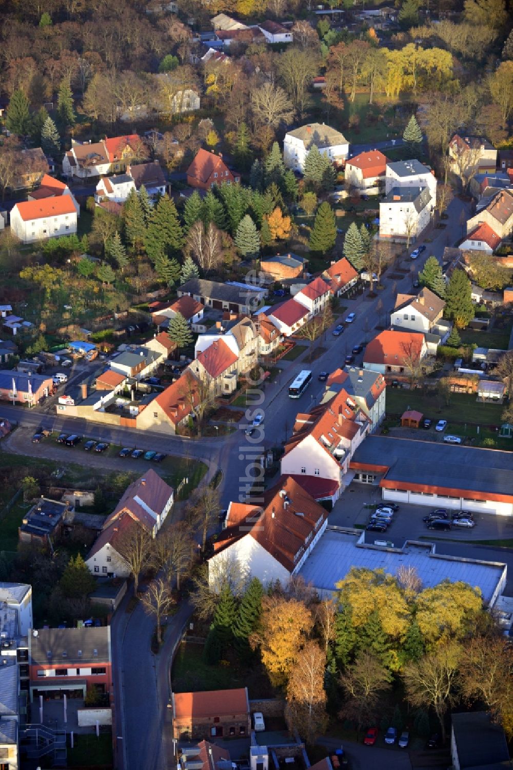 Luftbild Werneuchen - Stadtansicht des Innenstadtbereiches an der Breite Straße - Altstadt in Werneuchen im Bundesland Brandenburg