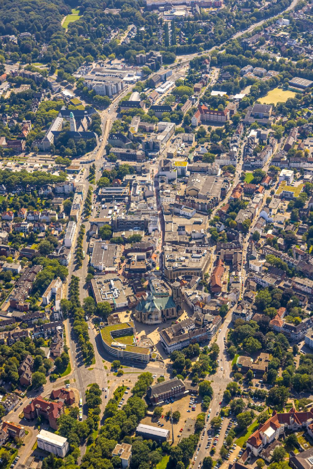 Gelsenkirchen von oben - Stadtansicht des Innenstadtbereiches Buer in Gelsenkirchen im Bundesland Nordrhein-Westfalen