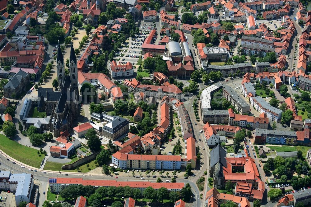 Halberstadt von oben - Stadtansicht des Innenstadtbereiches Dominikanerstraße - Hoher Weg - Lichtengraben in Halberstadt im Bundesland Sachsen-Anhalt