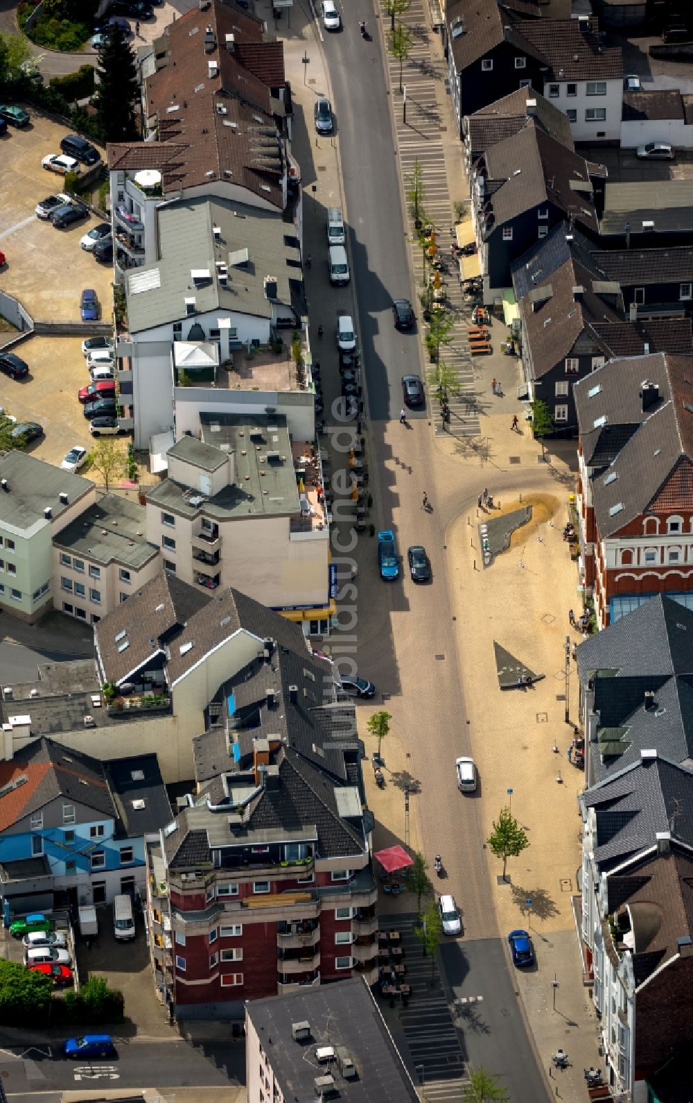 Luftaufnahme Gevelsberg - Stadtansicht des Innenstadtbereiches an der Einkaufsstraße Mittelstraße in Gevelsberg im Bundesland Nordrhein-Westfalen