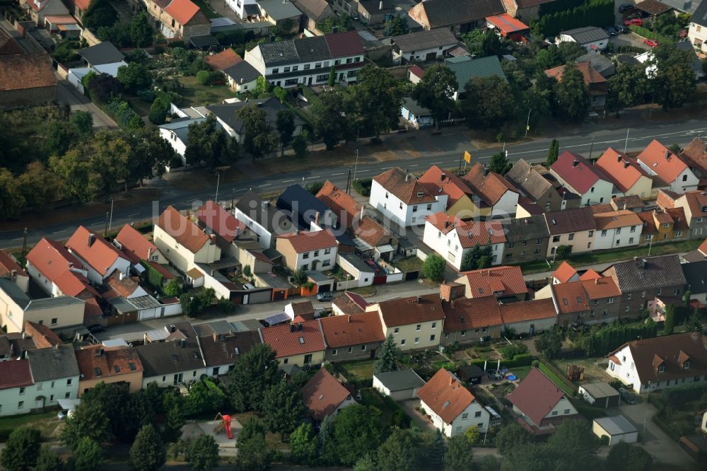 Oberröblingen aus der Vogelperspektive: Stadtansicht des Innenstadtbereiches entlang der Allstedter Straße in Oberröblingen im Bundesland Sachsen-Anhalt