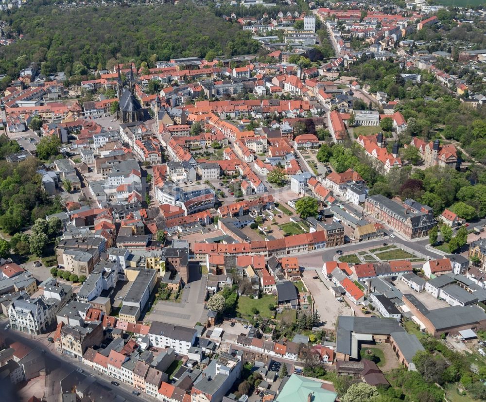 Luftbild Köthen (Anhalt) - Stadtansicht des Innenstadtbereiches in Köthen (Anhalt) im Bundesland Sachsen-Anhalt