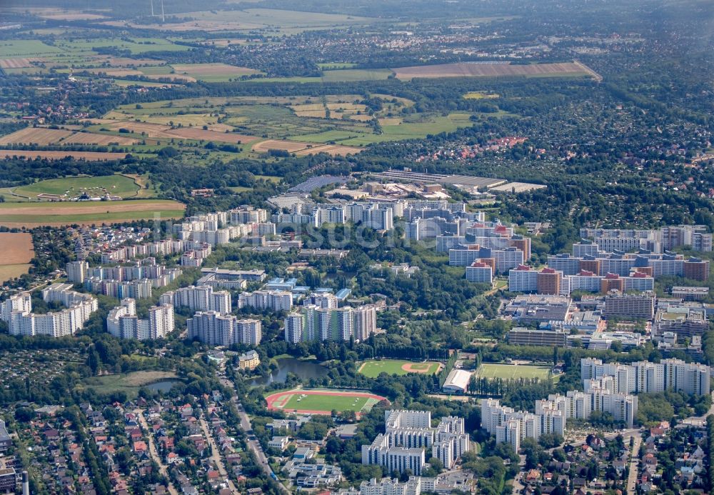 Luftaufnahme Berlin - Stadtansicht des Innenstadtbereiches Märkisches Viertel in Berlin