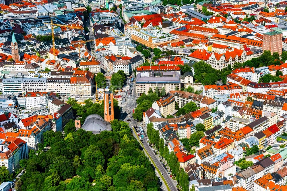 München von oben - Stadtansicht des Innenstadtbereiches am Sendlinger Tor im Ortsteil Ludwigsvorstadt-Isarvorstadt in München im Bundesland Bayern, Deutschland