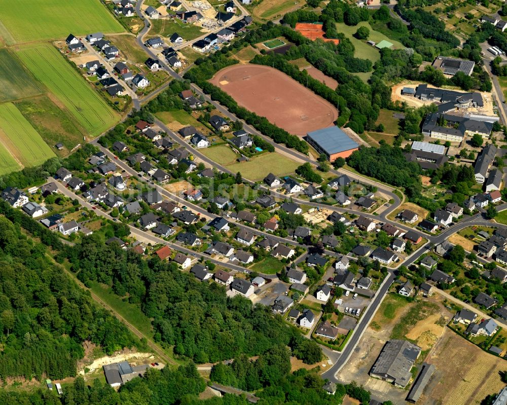 Luftaufnahme Kaisersesch - Stadtansicht von Kaiseresch im Bundesland Rheinland-Pfalz