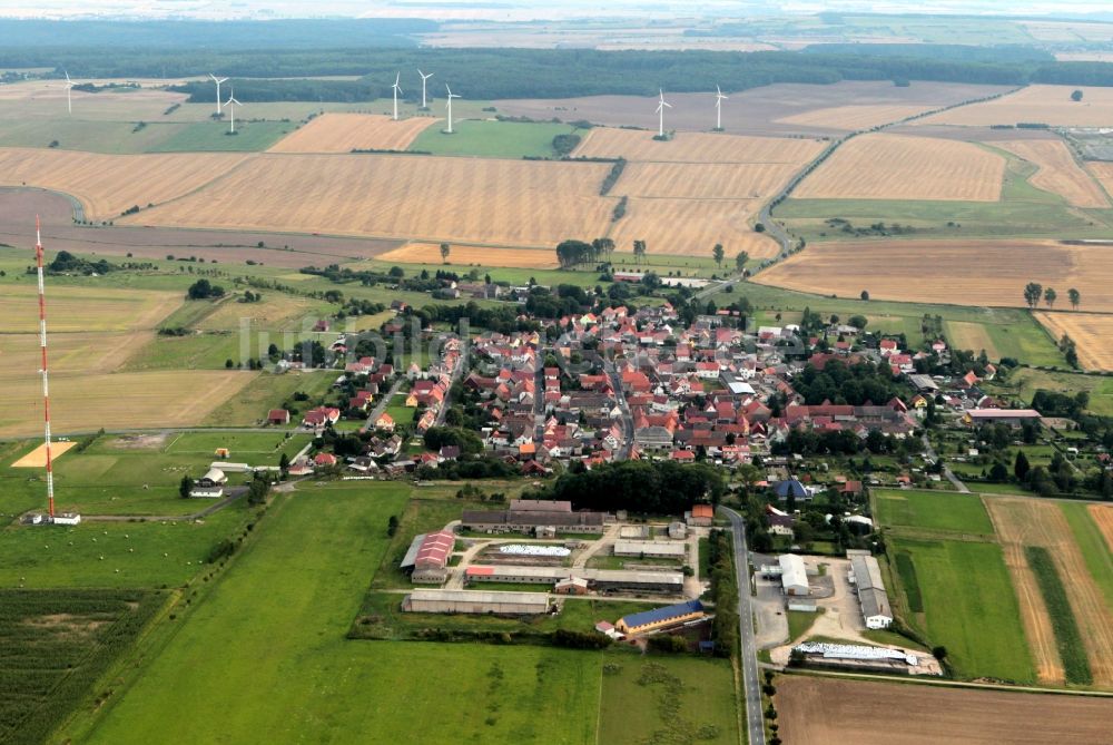 Keula von oben - Stadtansicht von Keula mit umliegenden Feldern und Grünflächen in Thüringen