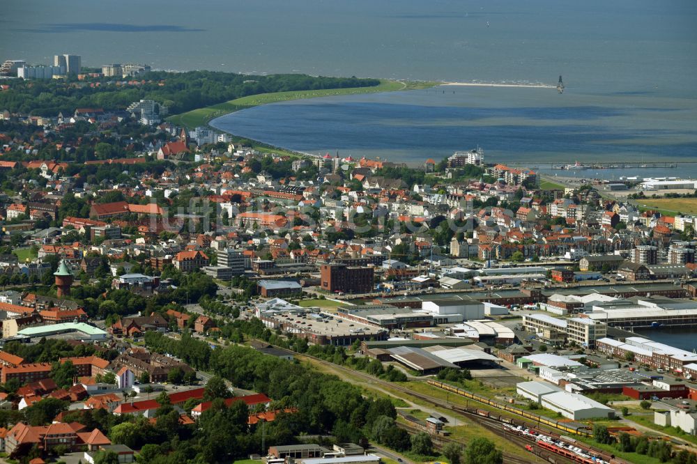 Luftaufnahme Cuxhaven - Stadtansicht am Küstenbereich der Nordsee in Cuxhaven im Bundesland Niedersachsen, Deutschland