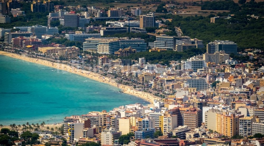 Luftaufnahme Palma - Stadtansicht am Küstenbereich im Ortsteil Platja de Palma in Palma in Balearische Insel Mallorca, Spanien