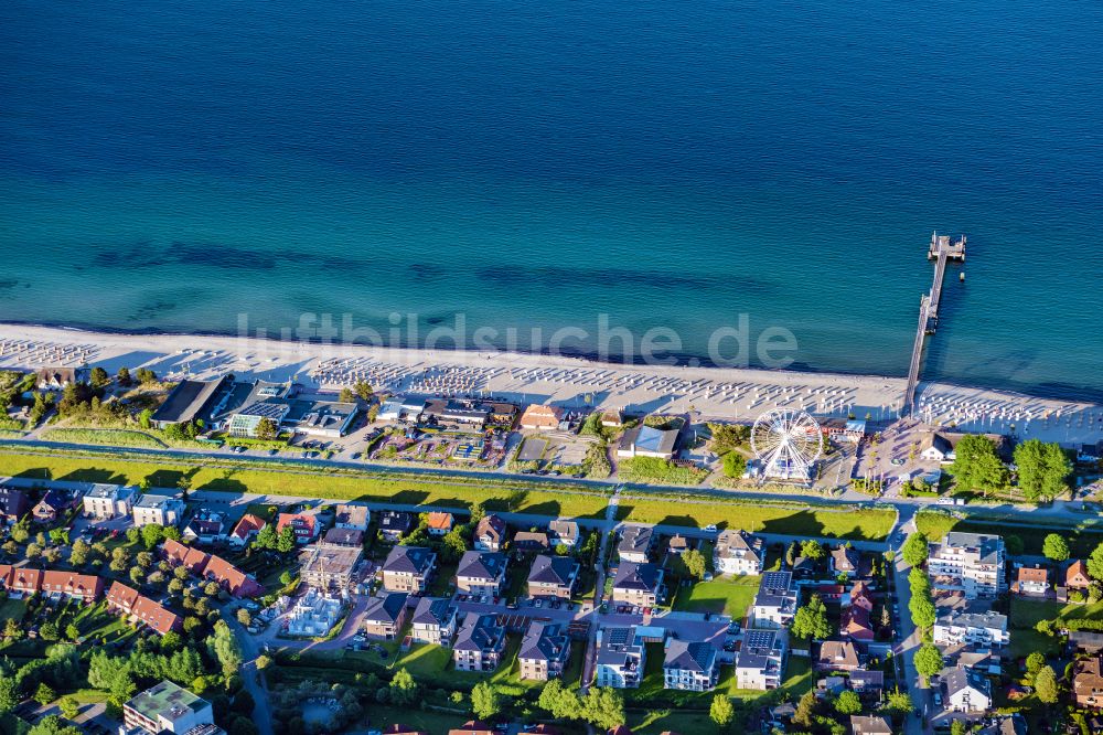 Dahme aus der Vogelperspektive: Stadtansicht am Küstenbereich der Ostsee in Dahme im Bundesland Schleswig-Holstein, Deutschland