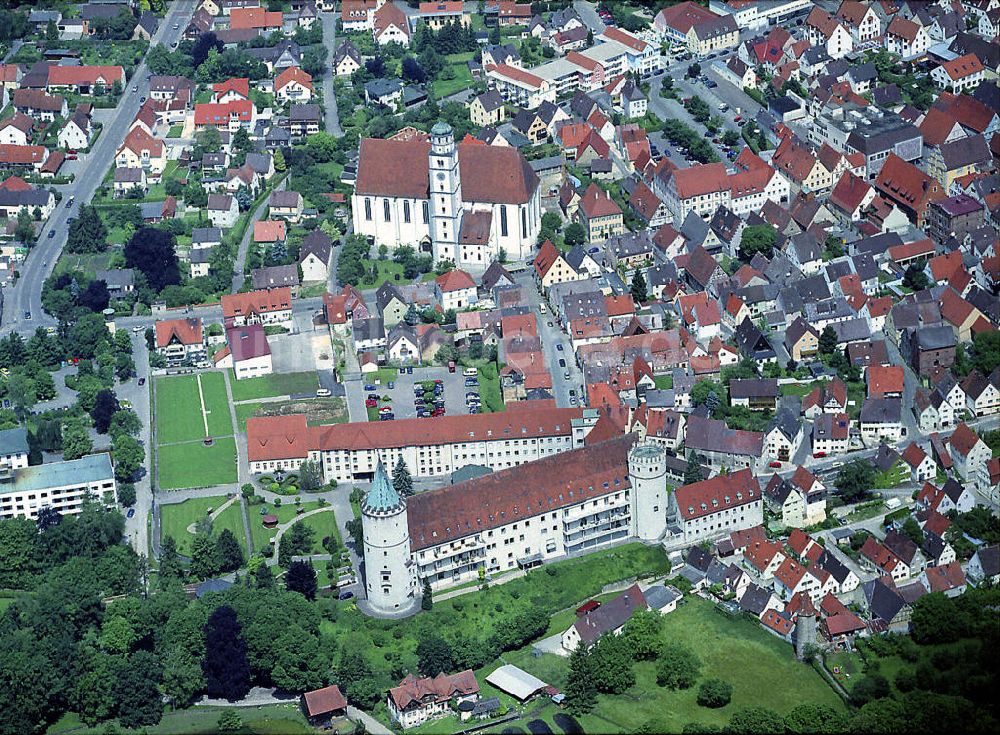 Luftaufnahme 19.06.2001 - Stadtansicht von Lauingen an der Donau im schwäbischen Landkreis Dillingen in Bayern