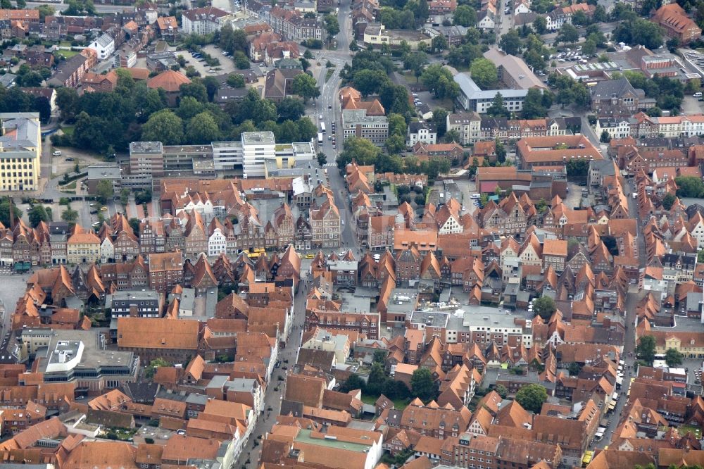 Luftaufnahme Lüneburg - Stadtansicht Lüneburg im Bundesland Niedersachsen