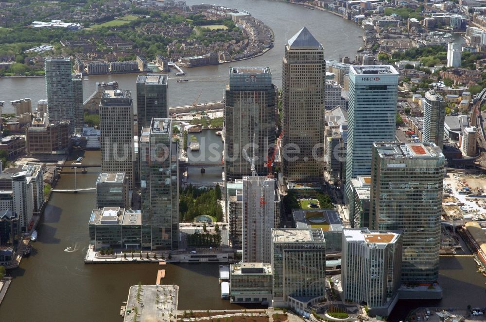 Luftaufnahme London Stadtansicht Vom Londoner Stadtteil Isle Of Dogs Dem Bankenviertel Und Finanzzentrum Der Themsestadt