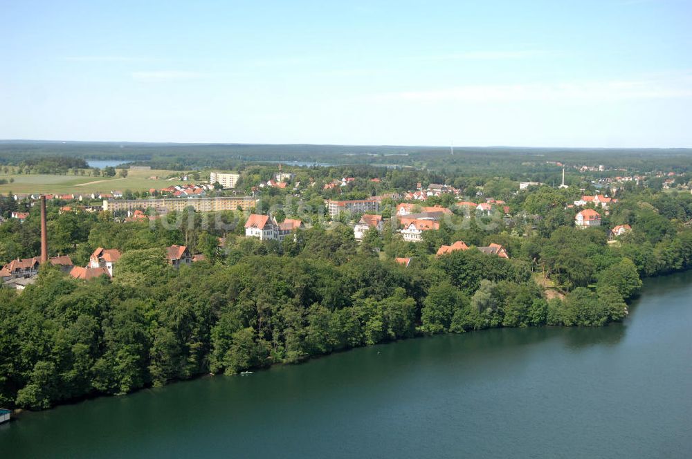 Luftaufnahme Lychen - Stadtansicht von Lychen am Ufer des Zenssee