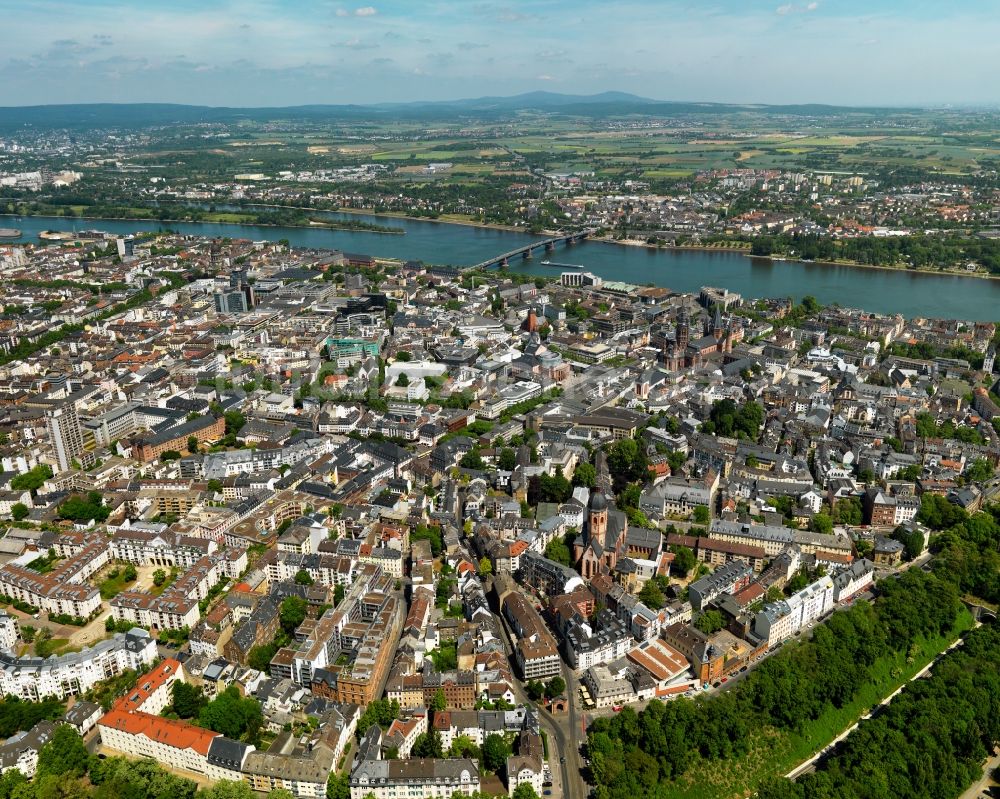 Mainz von oben - Stadtansicht von Mainz im Bundesland Rheinland-Pfalz