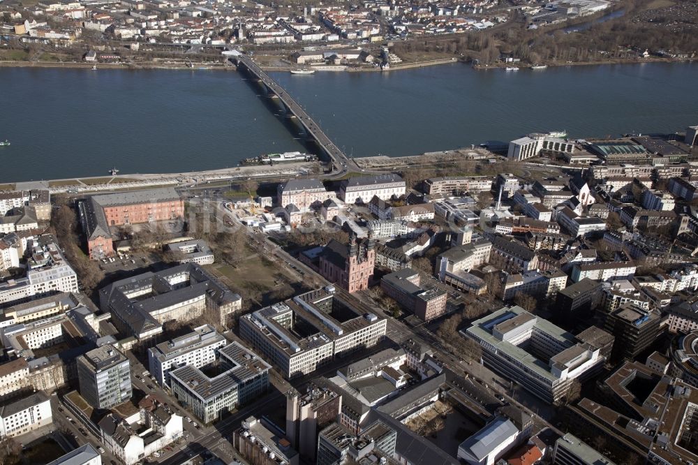 Luftaufnahme Mainz - Stadtansicht von Mainz im Bundesland Rheinland-Pfalz