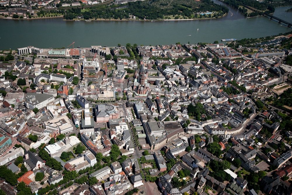 Luftbild Mainz - Stadtansicht von der Mainzer Altstadt im Bundesland Rheinland-Pfalz