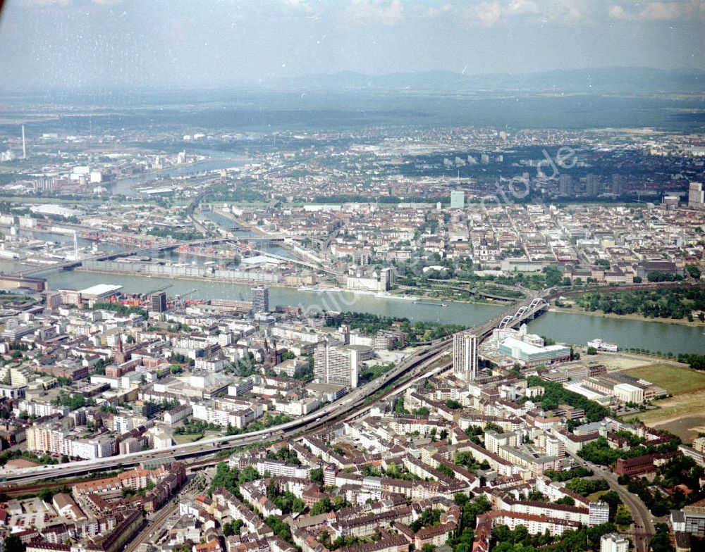 Luftaufnahme Mannheim - Stadtansicht von Mannheim.