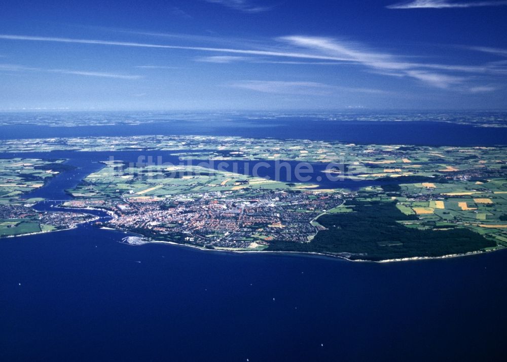 Luftaufnahme Sonderborg - Stadtansicht an der Meeres- Küste der Ostsee in Sonderborg in Syddanmark, Dänemark