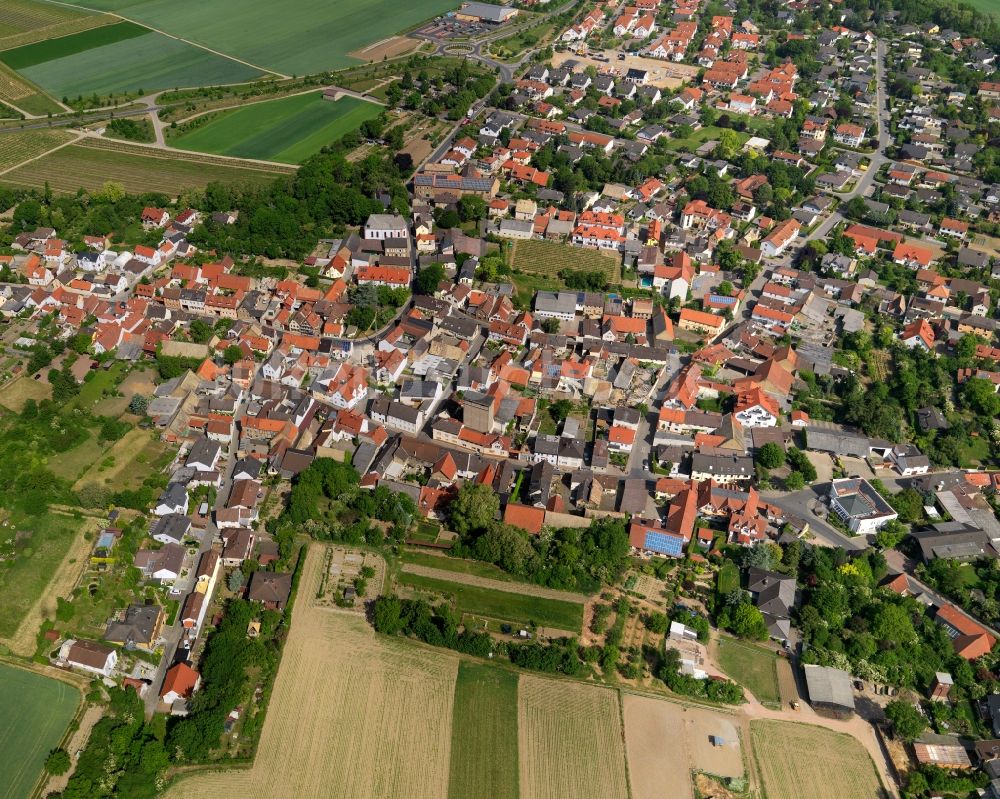 Luftaufnahme Mommenheim - Stadtansicht von Mommenheim im Bundesland Rheinland-Pfalz