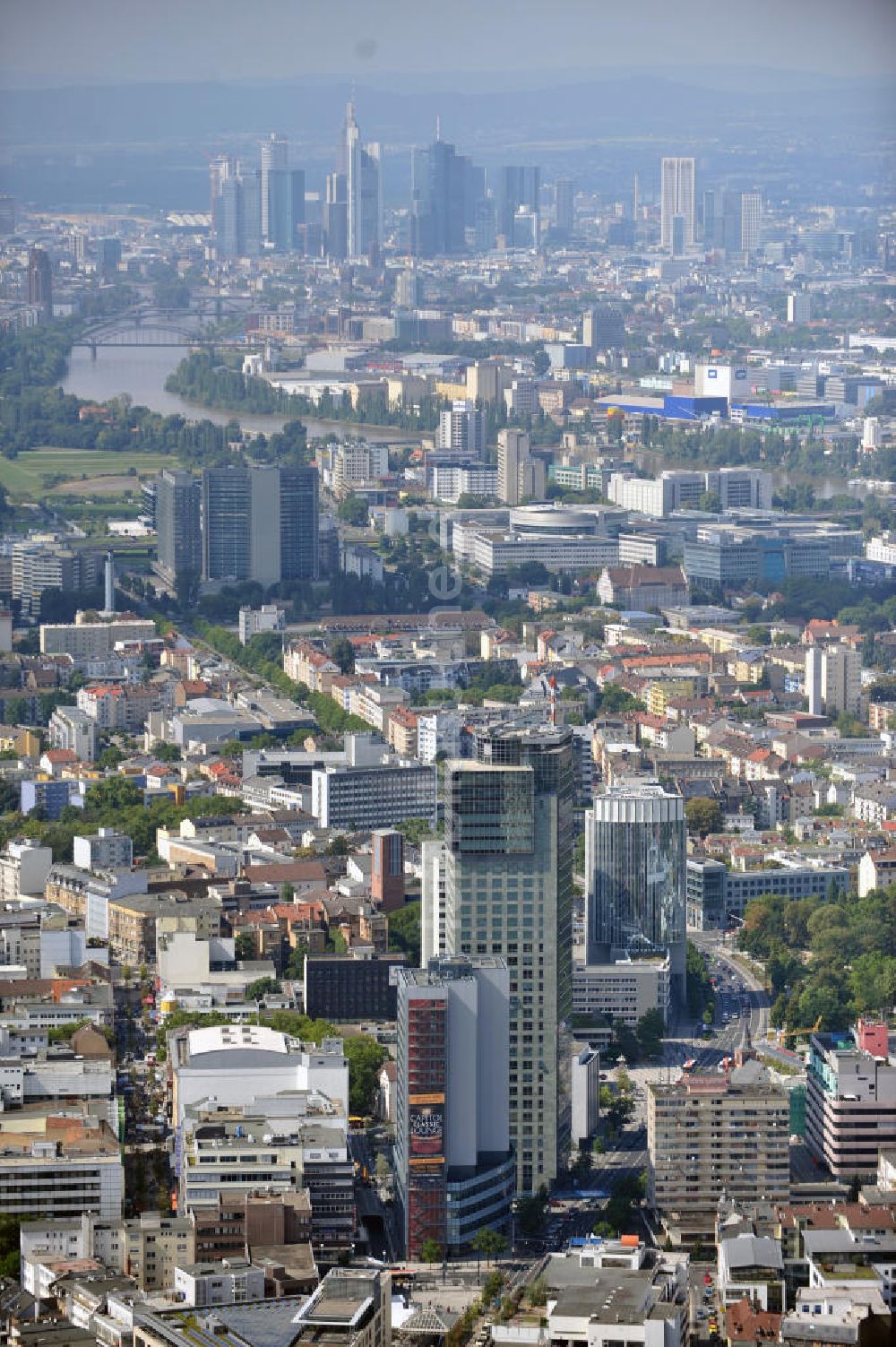 Offenbach am Main aus der Vogelperspektive: Stadtansicht von Offenbach