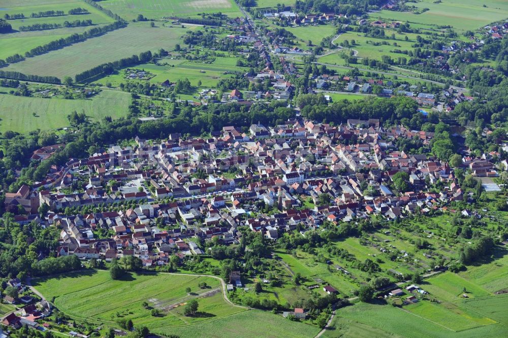 Treuenbrietzen von oben - Stadtansicht vom Ortskern Treuenbrietzen im Bundesland Brandenburg