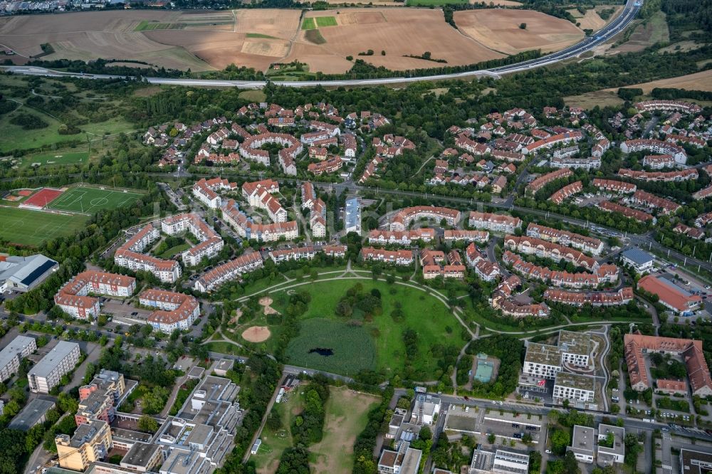 Würzburg aus der Vogelperspektive: Stadtansicht im Ortsteil Heuchelhof in Würzburg im Bundesland Bayern, Deutschland