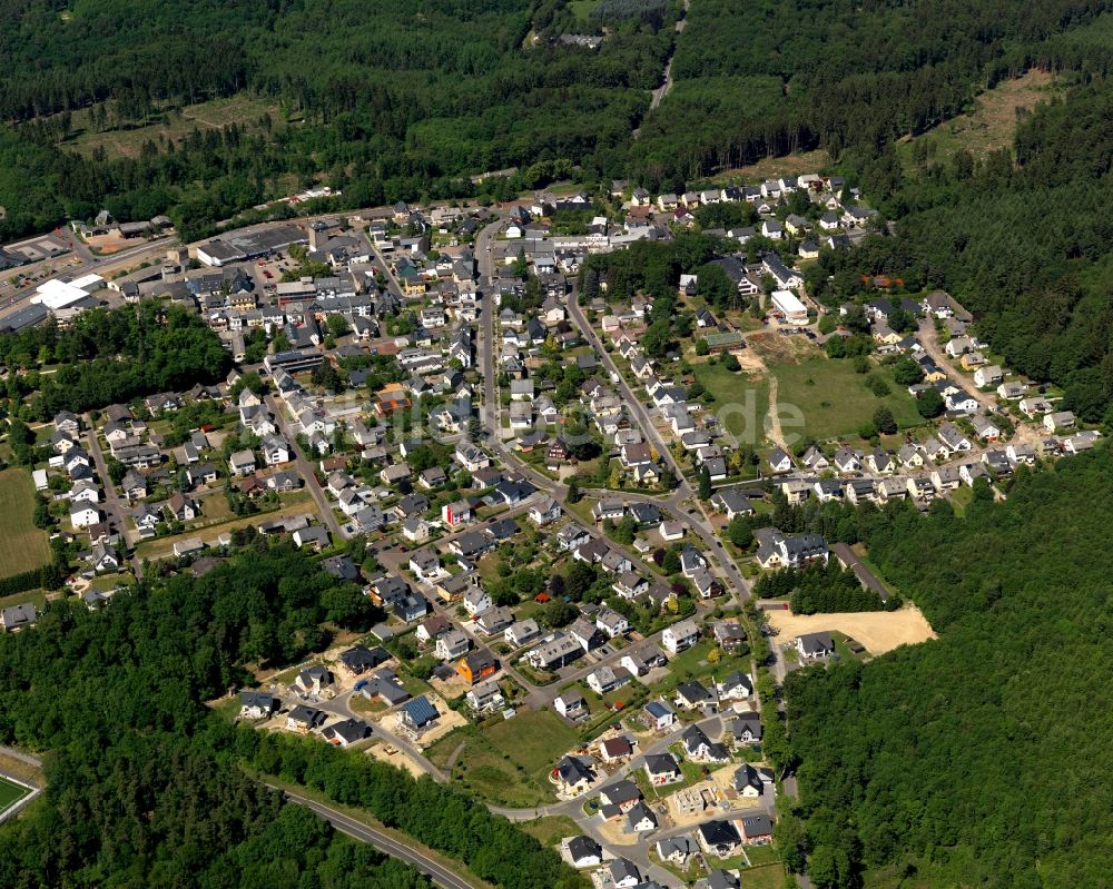 Emmelshausen von oben - Stadtansicht des Ostens von Emmelshausen im Bundesland Rheinland-Pfalz