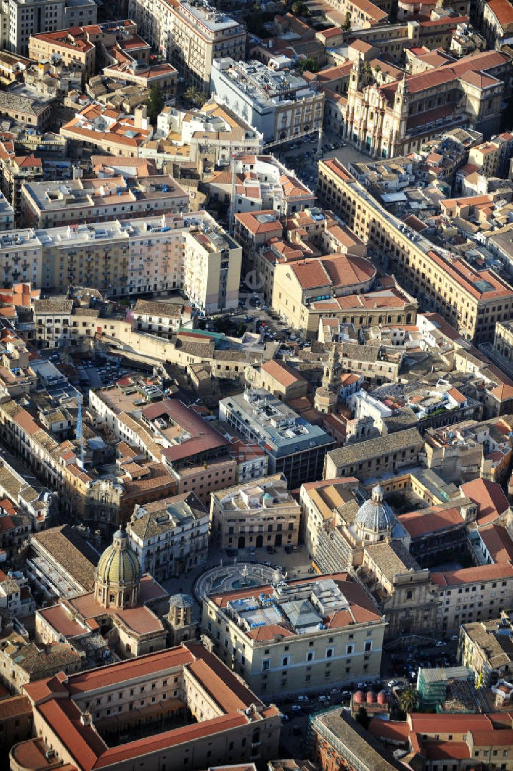 Palermo Sizilien von oben - Stadtansicht Palermo auf Sizilien in Italien