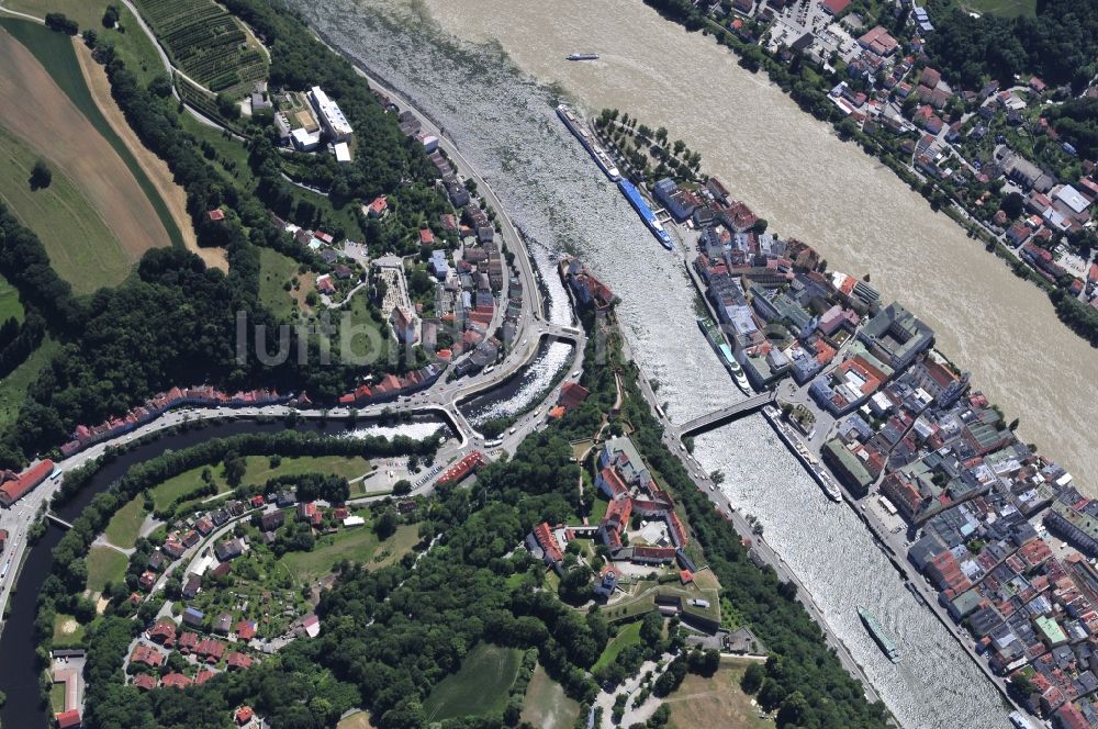 Luftbild Passau - Stadtansicht von Passau an der Donau im Bundesland Bayern