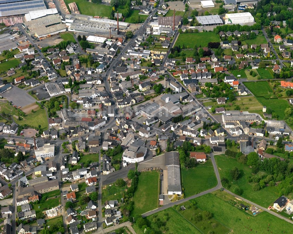 Ransbach-Baumbach aus der Vogelperspektive: Stadtansicht von Ransbach-Baumbach im Bundesland Rheinland-Pfalz