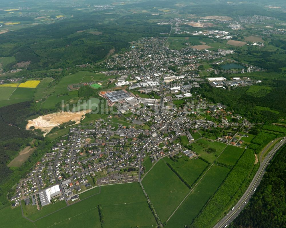 Ransbach-Baumbach aus der Vogelperspektive: Stadtansicht von Ransbach-Baumbach im Bundesland Rheinland-Pfalz