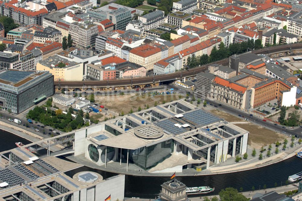 Berlin von oben - Stadtansicht auf das Regierungsviertel in Mitte-Tiergarten