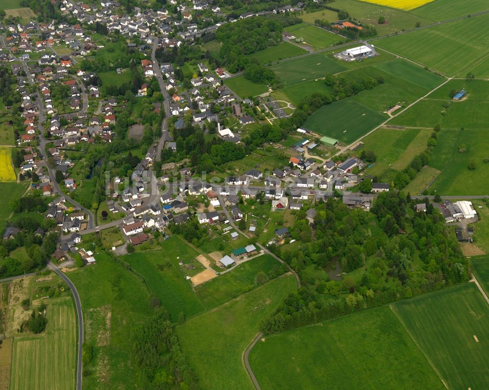 Roßbach aus der Vogelperspektive: Stadtansicht von Roßbach im Bundesland Rheinland-Pfalz