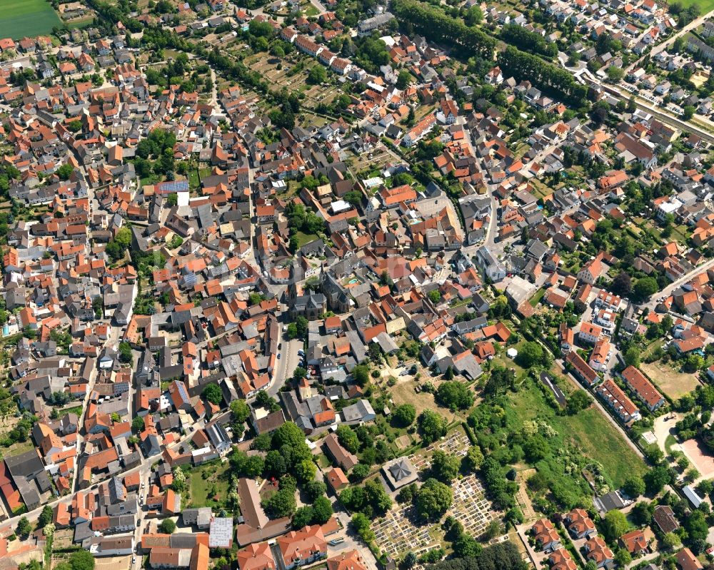 Saulheim, Nieder-Saulheim von oben - Stadtansicht von Saulheim, Nieder-Saulheim im Bundesland Rheinland-Pfalz