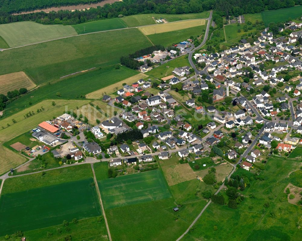 Simmern , Hunsrück aus der Vogelperspektive: Stadtansicht von Simmern, Hunsrück im Bundesland Rheinland-Pfalz