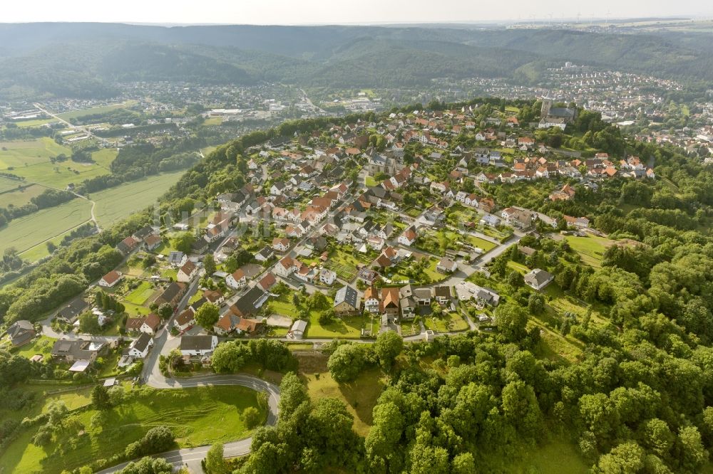 Marsberg von oben - Stadtansicht von der Stadt Marsberg mit Umland in Nordrhein-Westfalen