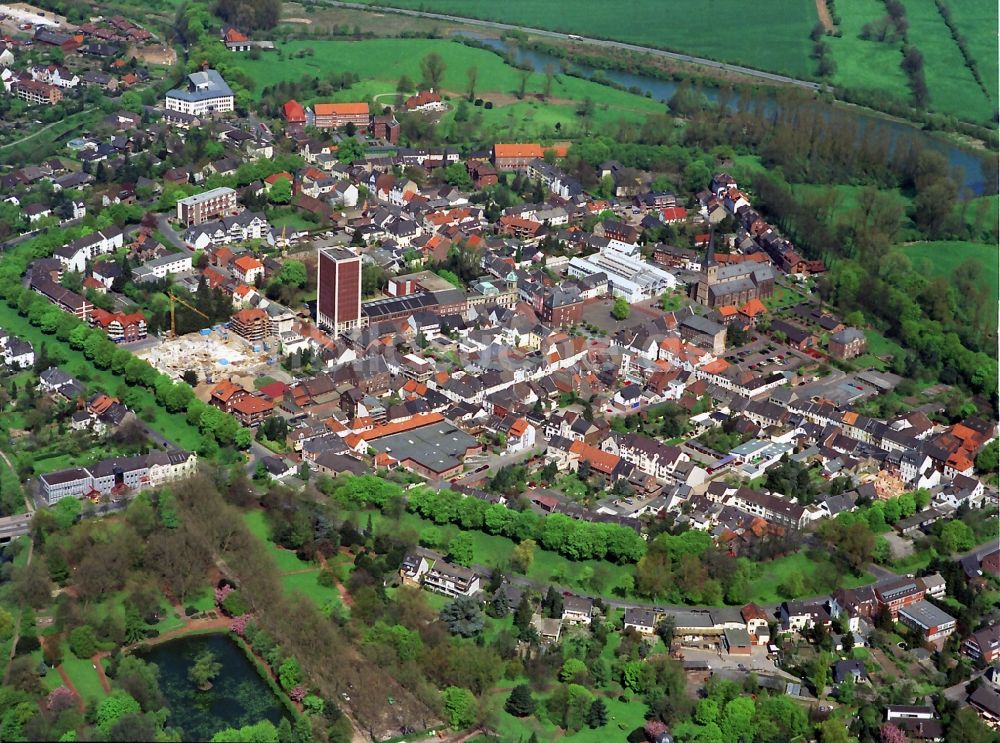 Luftbild Rheinberg - Stadtansicht vom Stadt- Zentrum der Innenstadt von Rheinberg im Bundesland Nordhrhein-Westfalen