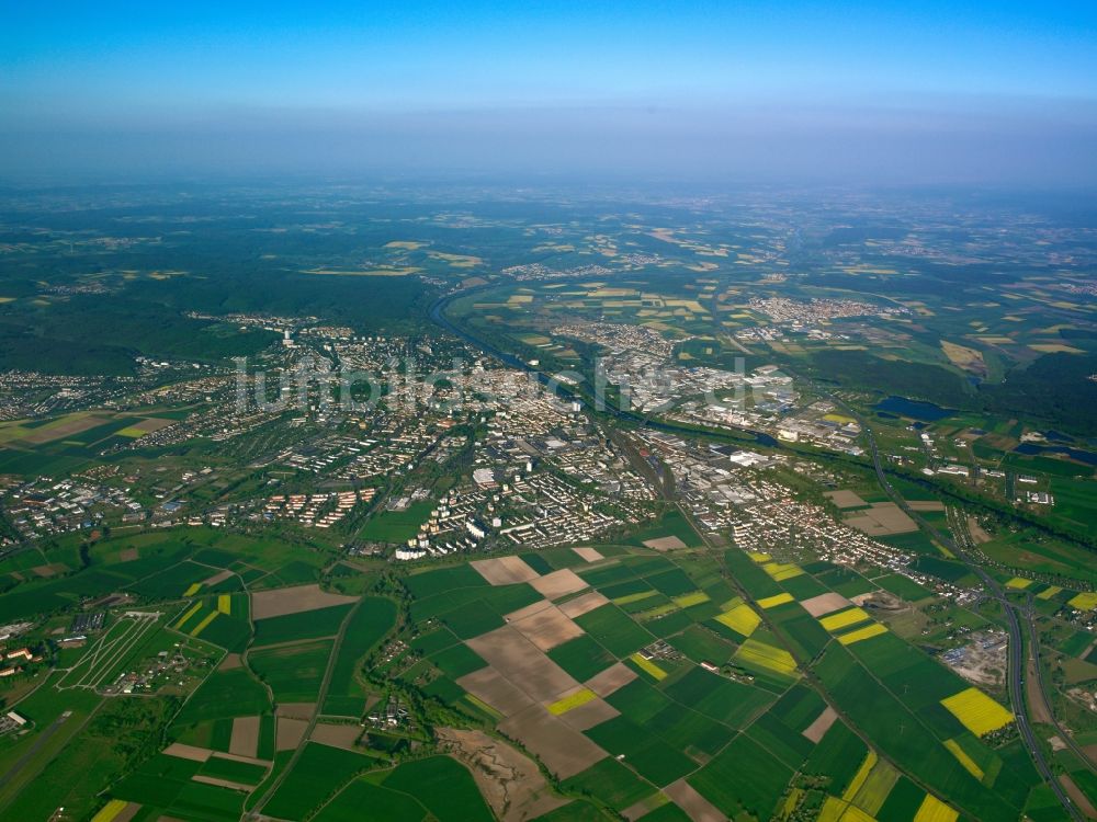 Luftaufnahme Schweinfurt - Stadtansicht vom Stadtgebiet Schweinfurt im Bundesland Bayern