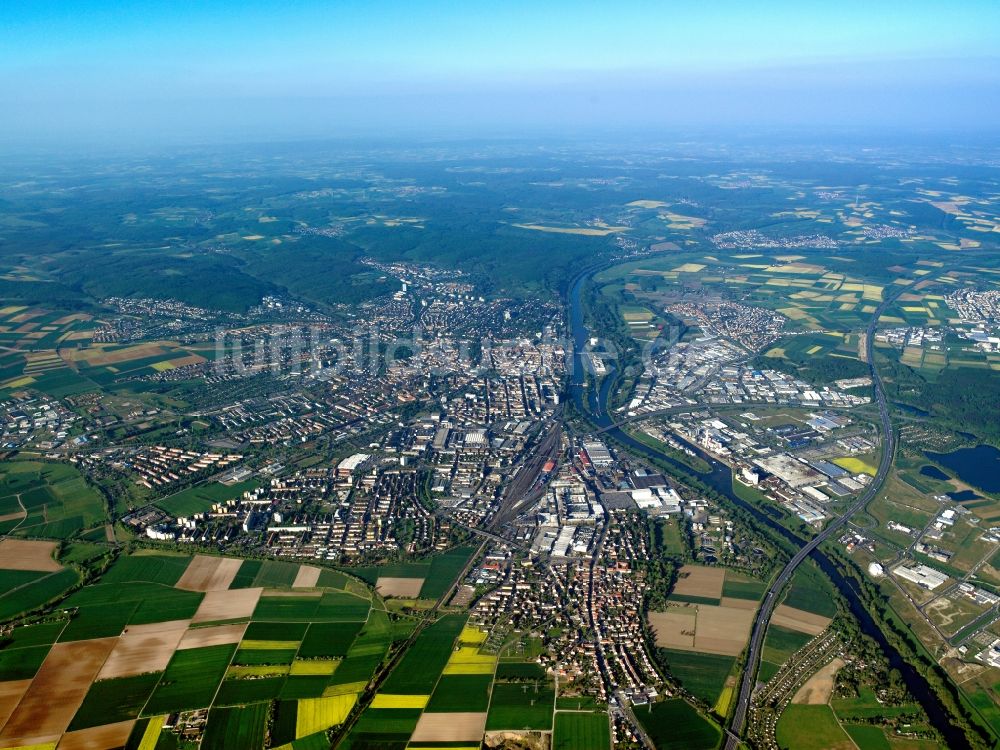 Schweinfurt aus der Vogelperspektive: Stadtansicht vom Stadtgebiet Schweinfurt im Bundesland Bayern