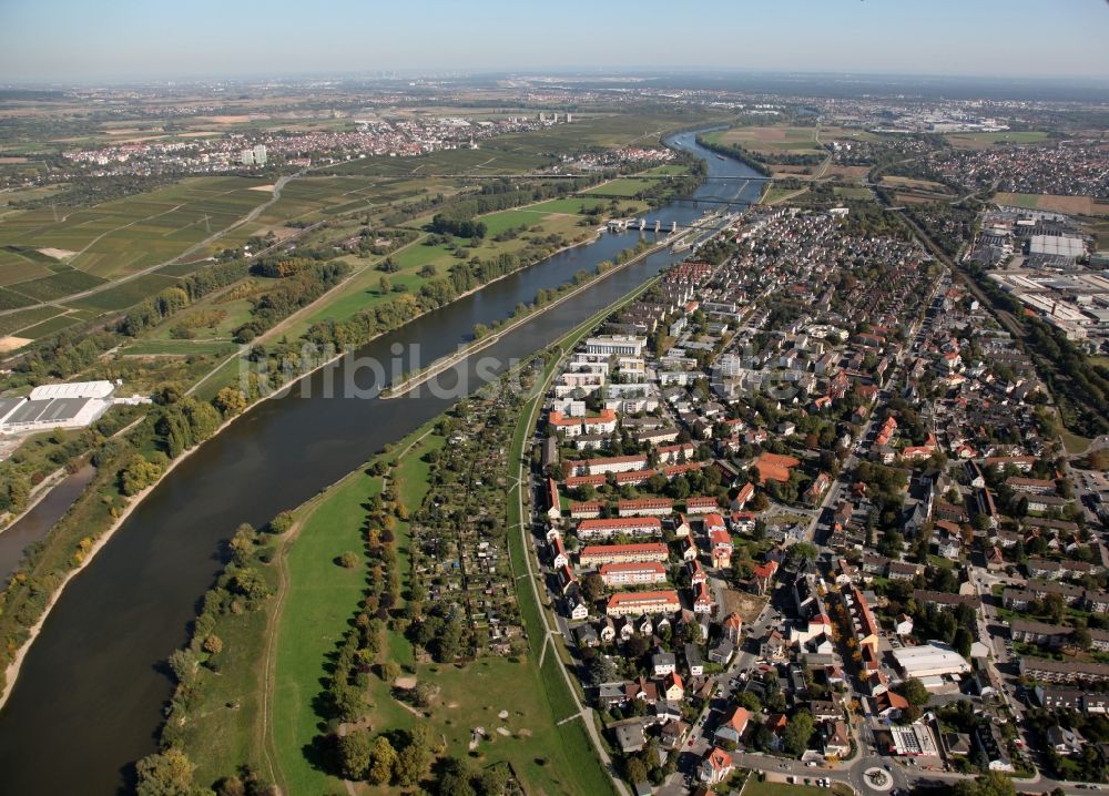 Luftaufnahme Ginsheim - Gustavsburg - Stadtansicht vom Stadtteil Ginsheim - Gustavsburg im Bundesland Hessen