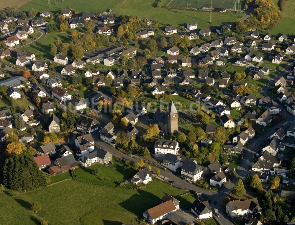 Attendorn von oben - Stadtansicht vom Stadtzentrum Attendorn in Nordrhein-Westfalen