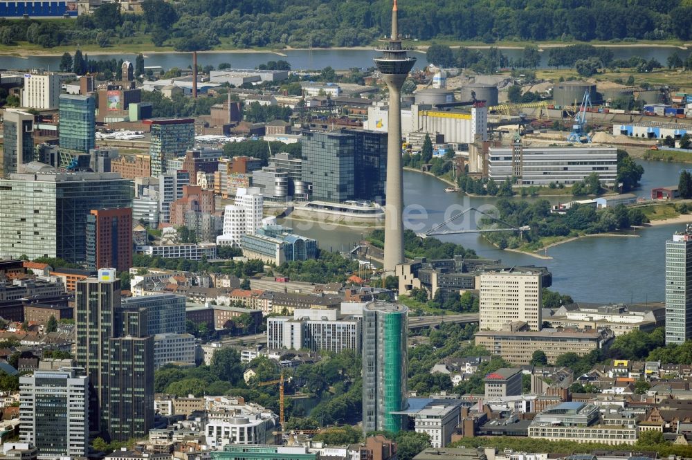 Düsseldorf von oben - Stadtansicht vom Stadtzentrum Düsseldorf im Bundesland Nordrhein-Westfalen