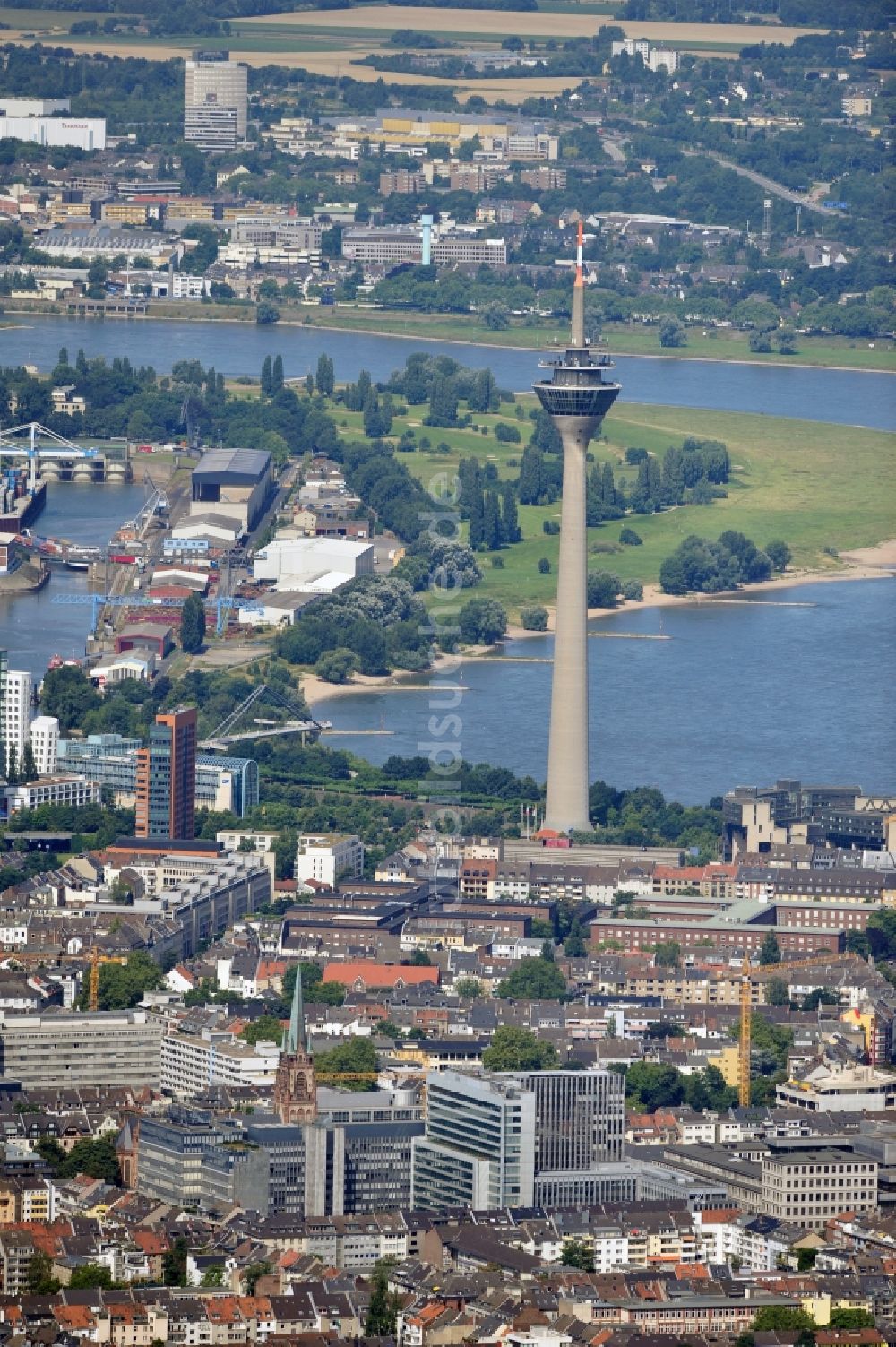 Düsseldorf von oben - Stadtansicht vom Stadtzentrum Düsseldorf im Bundesland Nordrhein-Westfalen