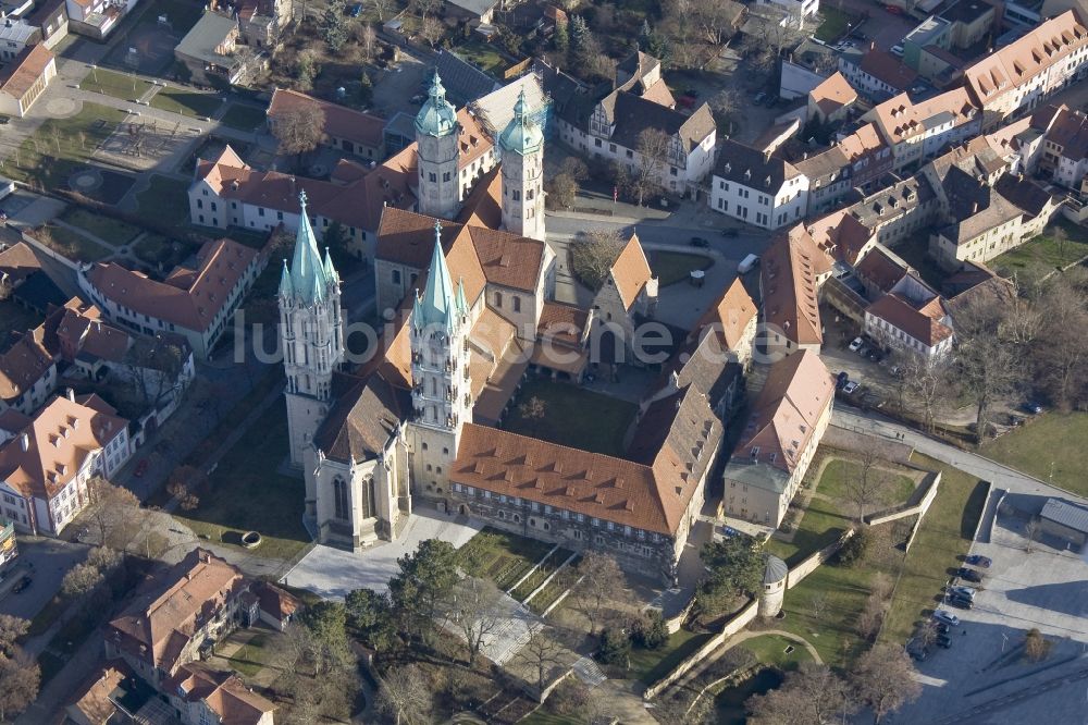 Naumburg aus der Vogelperspektive: Stadtansicht vom Stadtzentrum und der Naumburger Innenstadt mit dem Naumburger Dom